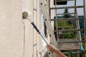 Exterior Home Maintenance and Improvements to Prepare for Summer